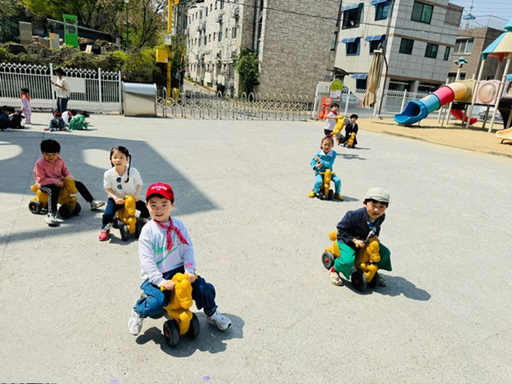 8. 운동장.jpg